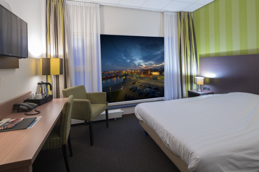 Hotel Lands End Den Helder - Eenpersoonskamer met havenzicht en airconditioning